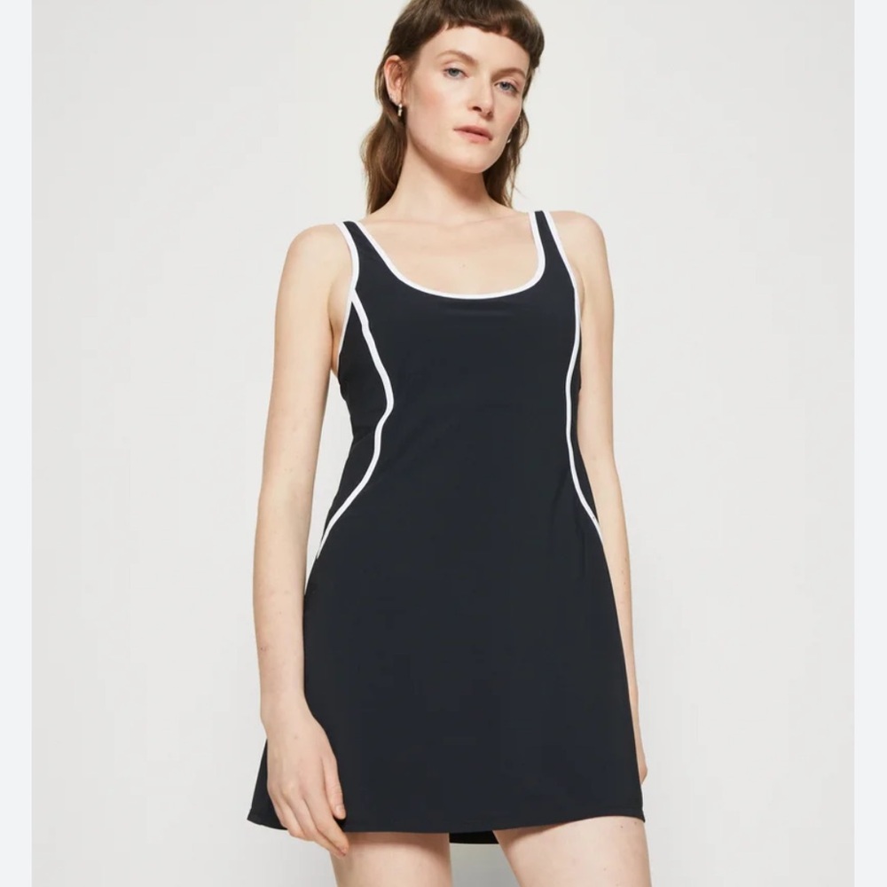 Abercrombie Traveler Dress Skort Athletic Dress Black White Medium